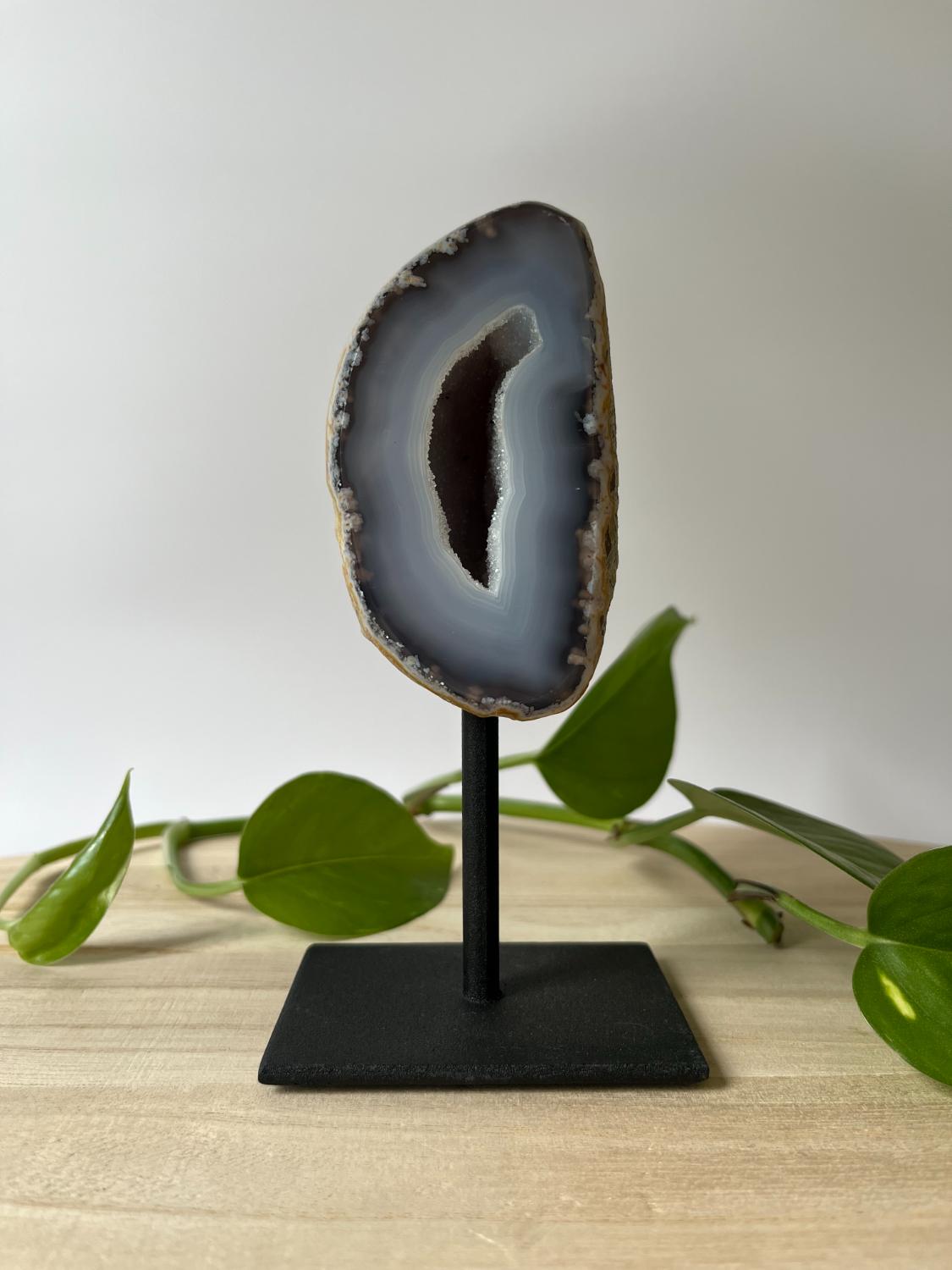 Agaat Geode op Standaard – nr. 1