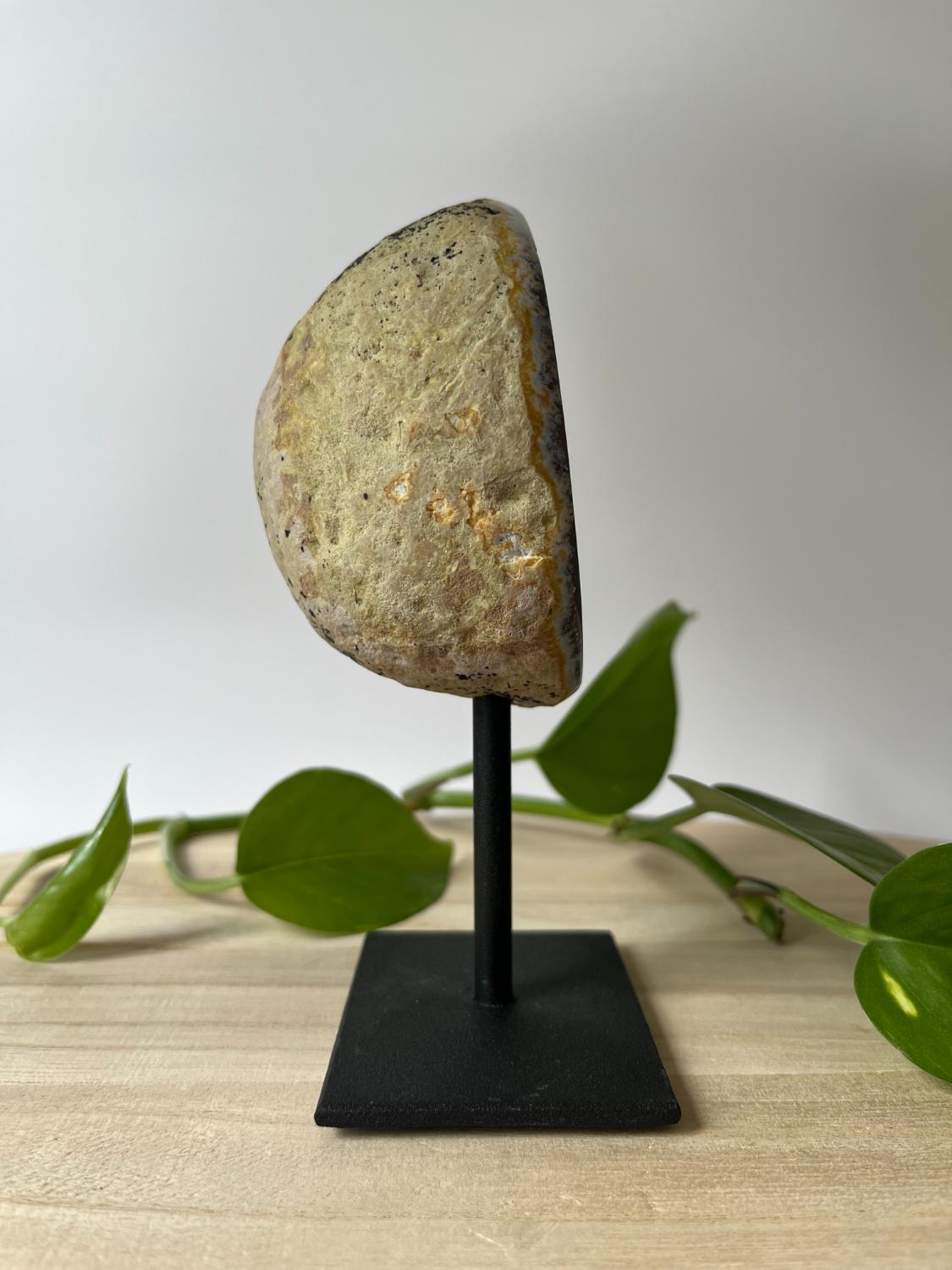 Agaat Geode op Standaard – nr. 1