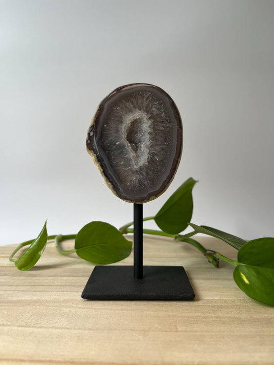 Agaat Geode op Standaard – nr. 2