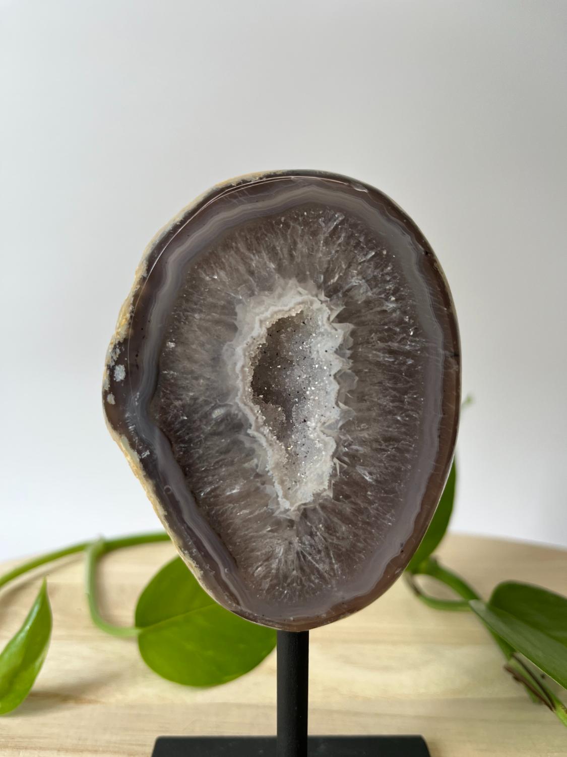 Agaat Geode op Standaard – nr. 2
