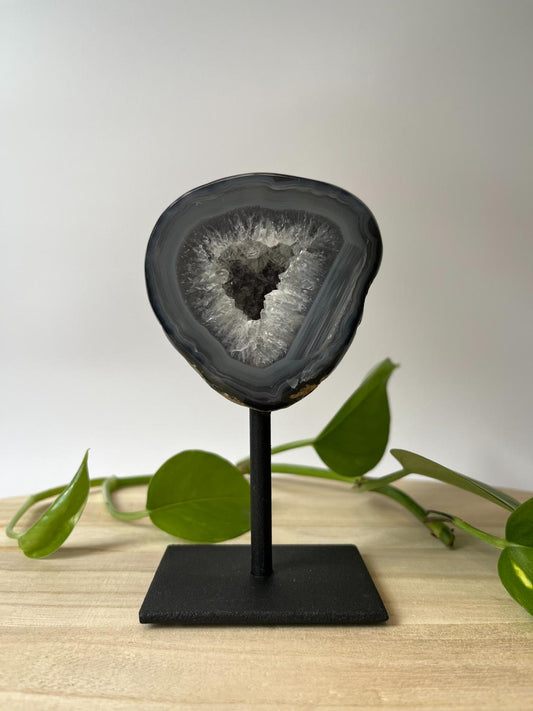 Agaat Geode op Standaard – nr. 3